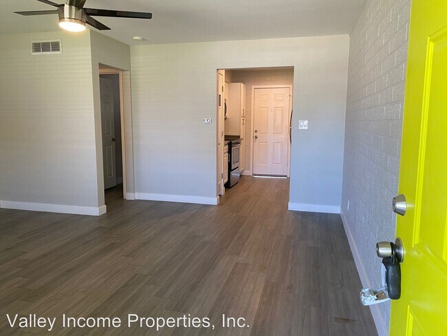 Foto del edificio - 2625-2629 E Turney Ave