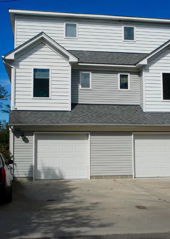 Primary Photo - 4602 Coronet Ave