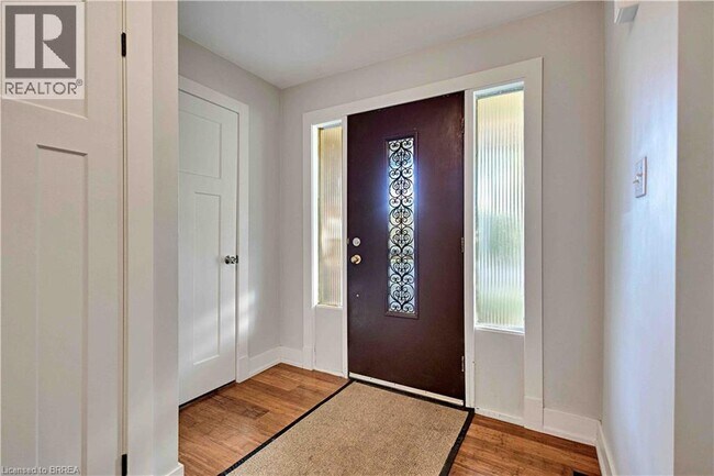 Photo du bâtiment - 17 Penny Ln