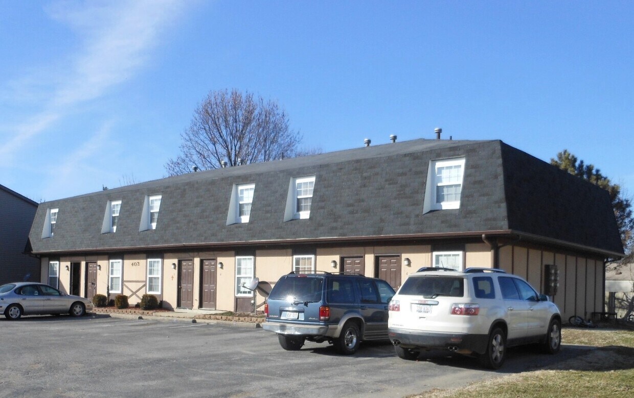 403 Meadow Dr, Troy, IL 62294 Townhome Rentals in Troy IL