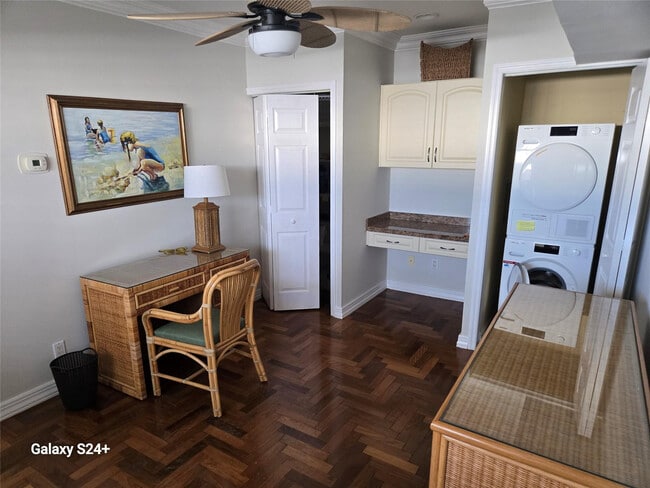 Building Photo - 108.5 Commercial Blvd