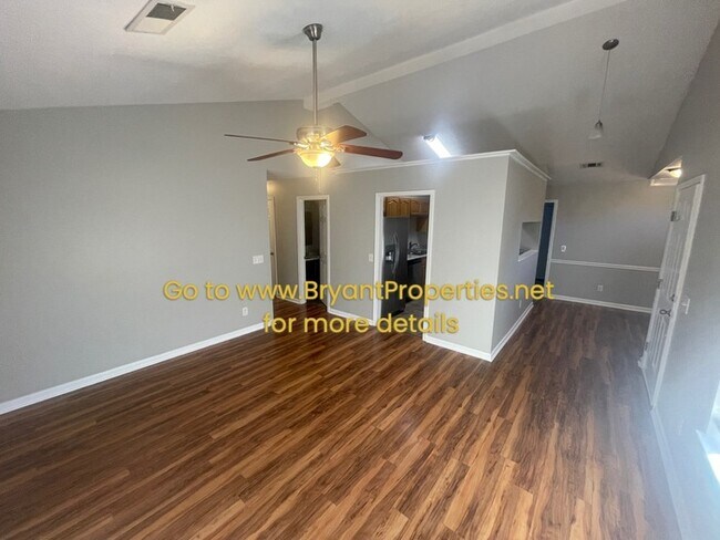 Building Photo - Single Family