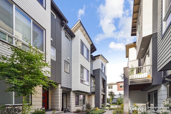 Foto del edificio - 508 237th St SE