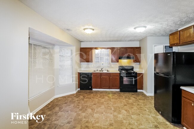 Foto del edificio - 6206 Amberly Rd