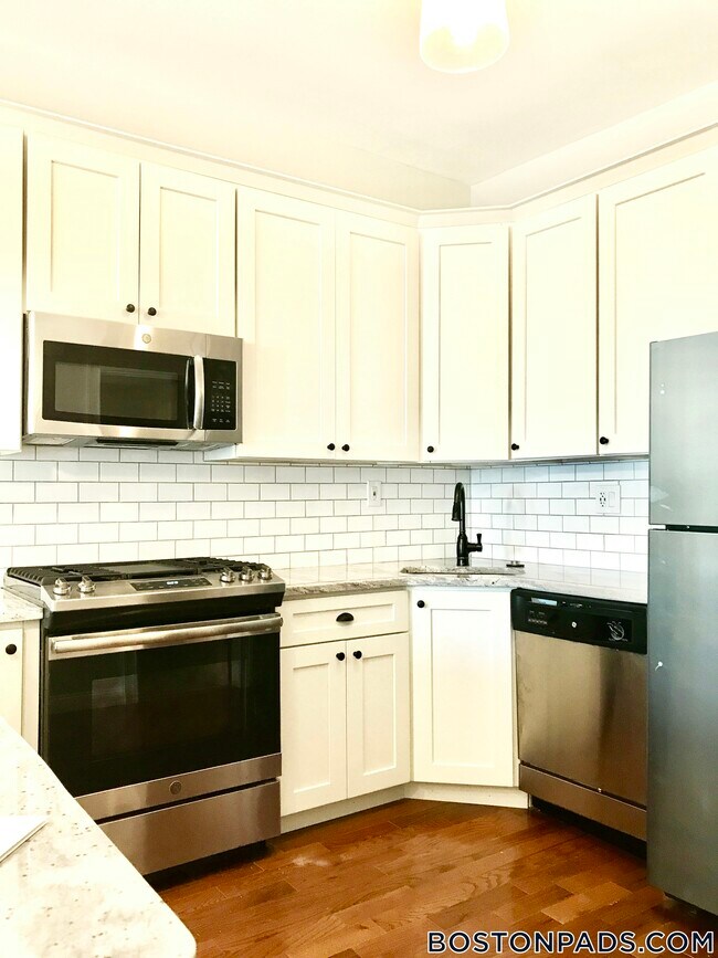 Foto del edificio - 12 Chelsea St