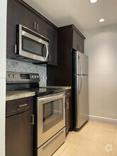 Building Photo - 8120 Geneva Ct