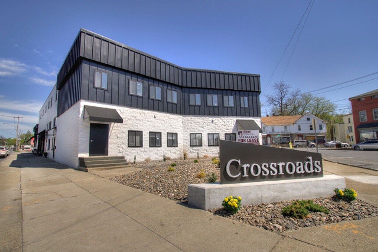 Foto principal - Industrial 1 BD near Warren St!