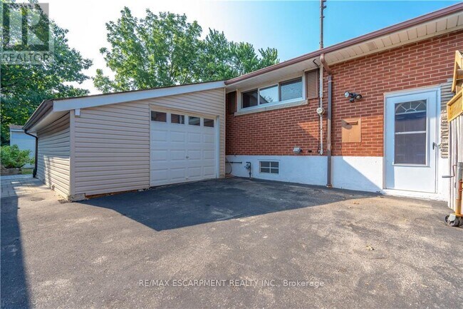 Photo du bâtiment - 107 W 33rd St