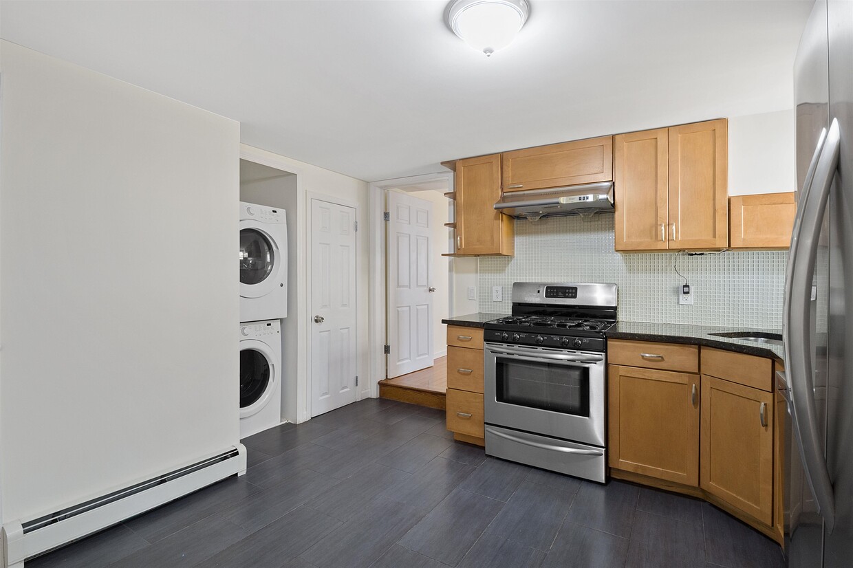 15 Wayne St Unit 2, Jersey City, Nj 07302 - Room For Rent In Jersey 