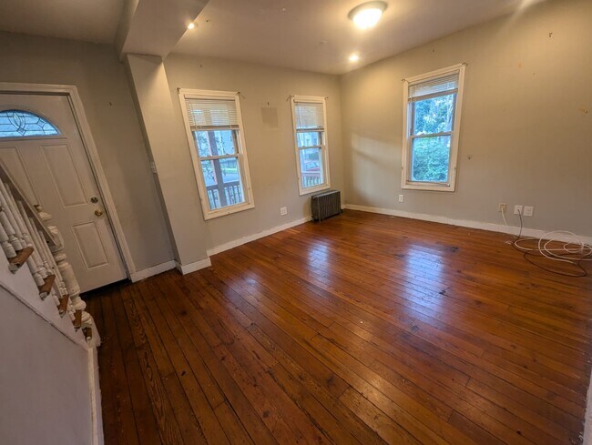 Building Photo - 80 Saltonstall Ave