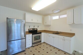 Building Photo - 21 Kawananakoa Pl