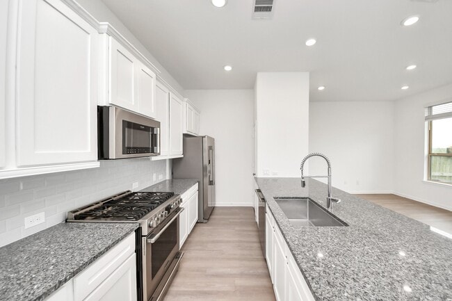 Building Photo - 22658 Sutherland Bend Ln