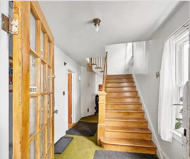 Main Entrance Hallway - 23 Orchard St