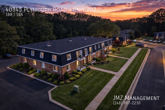 Foto del edificio - 40345 Plymouth Rd