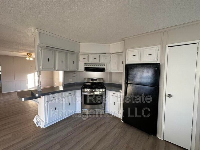 Building Photo - 42 Pheasant Hill Mobile Home Park
