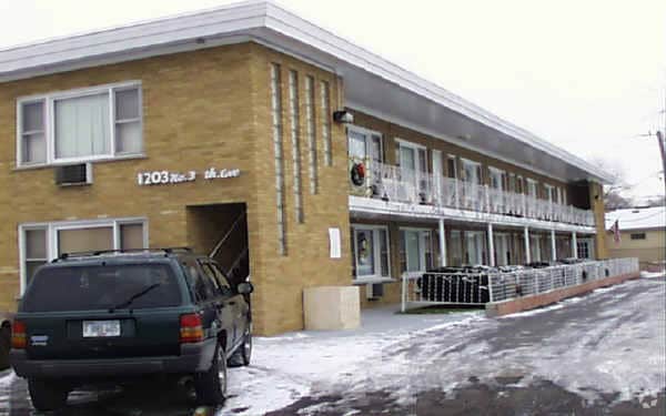 Building Photo - 1203 N 34th Ave