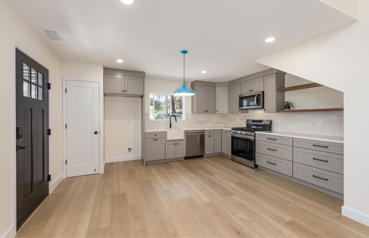 Foto principal - Beautiful 2 Bedroom Back House