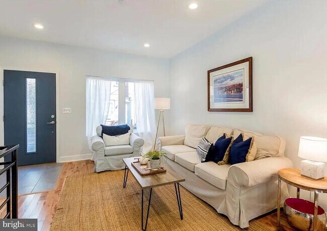 Foto del edificio - 1332 S Chadwick St