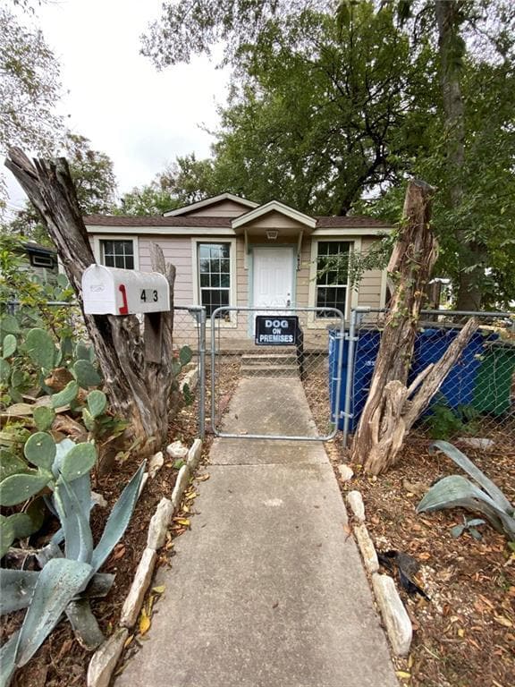 Building Photo - 403 Pedernales St