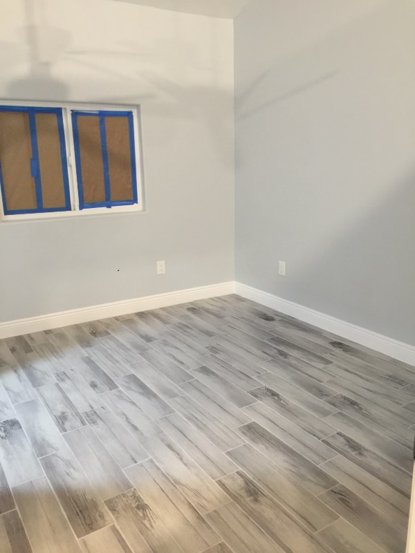 Building Photo - 912 31st St