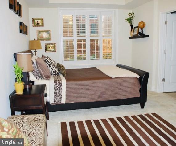 Foto principal - 320 S West St