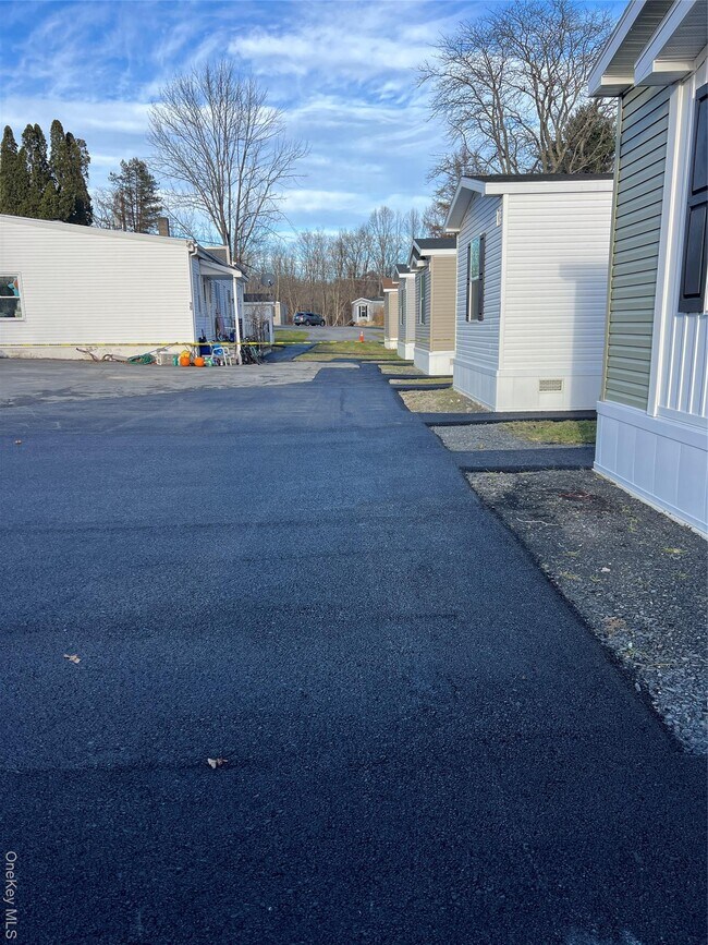 Foto del edificio - 985 NY-17M