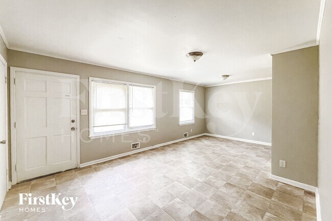 Building Photo - 1107 Indale Pl SW