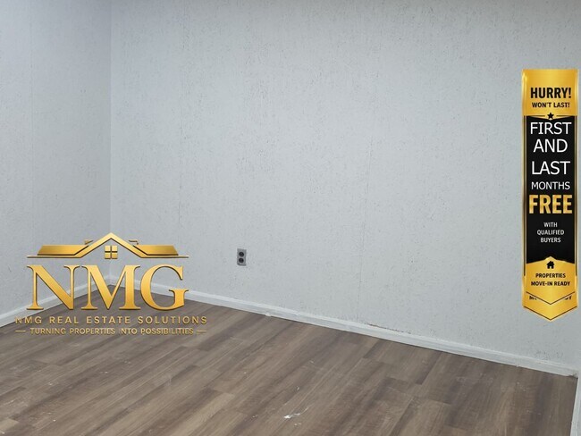 Building Photo - 945 Park Ln