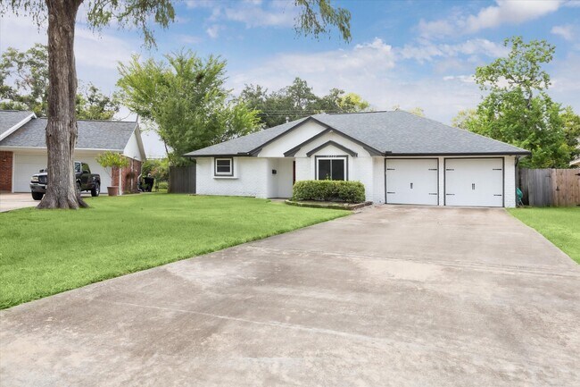 Foto del edificio - 10522 Barwood Dr