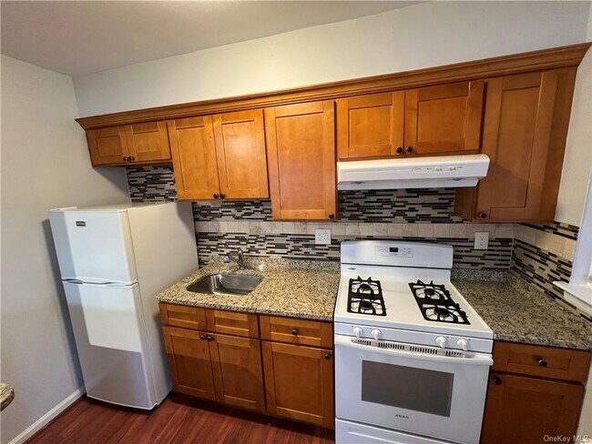 Foto del edificio - 1415 Nepperhan Ave