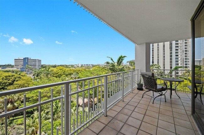 Foto del edificio - 2000 Towerside Terrace