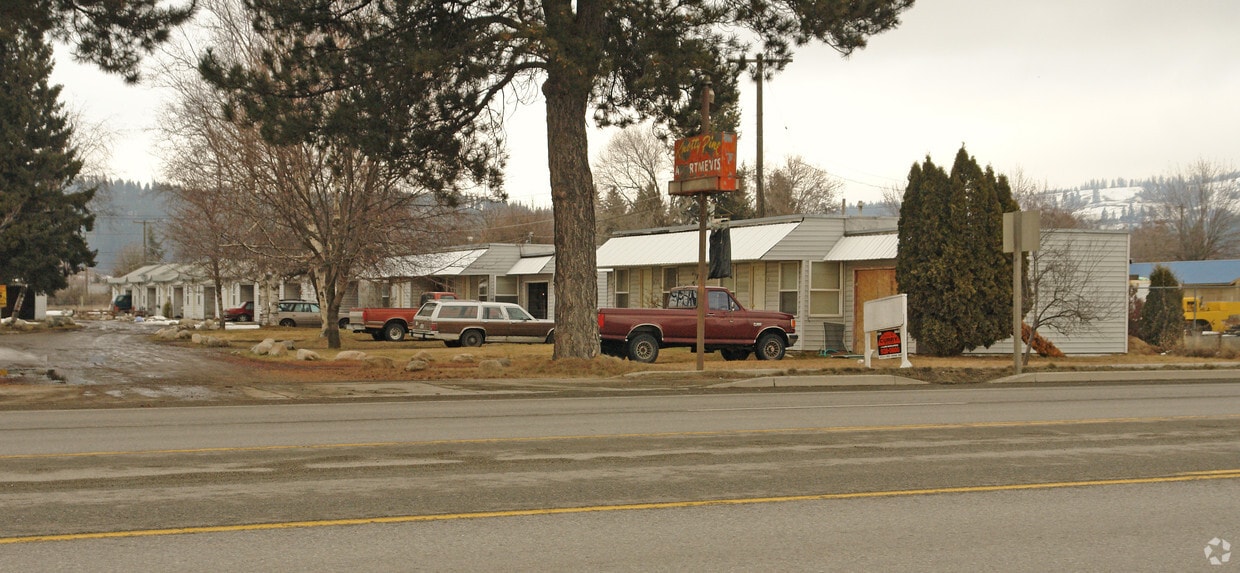 Primary Photo - 13615 E Trent Ave