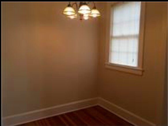 Building Photo - 124 Live Oak Ave