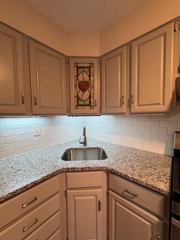 Foto del edificio - 12425 Dunks Ferry Rd