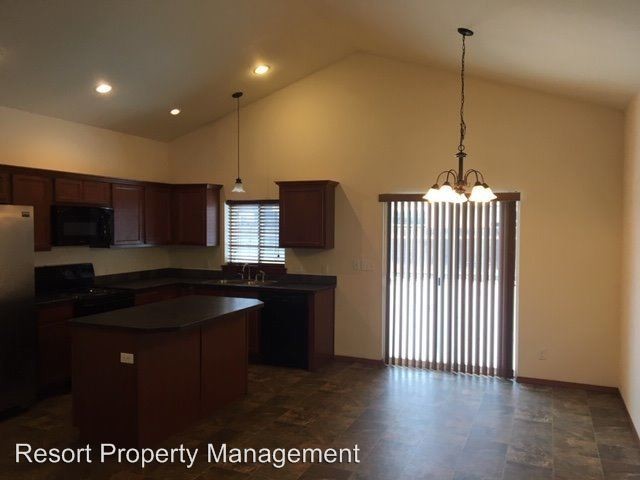 Building Photo - 4 br, 3 bath House - 2637 Iago