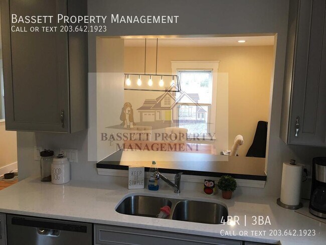 Foto del edificio - 1400 Ridge Rd