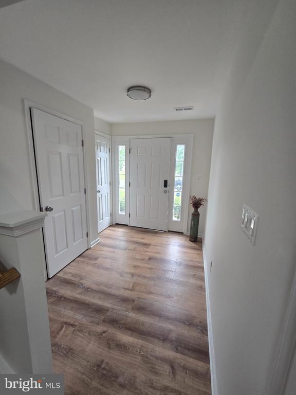 Building Photo - 14134 Darkwood Cir