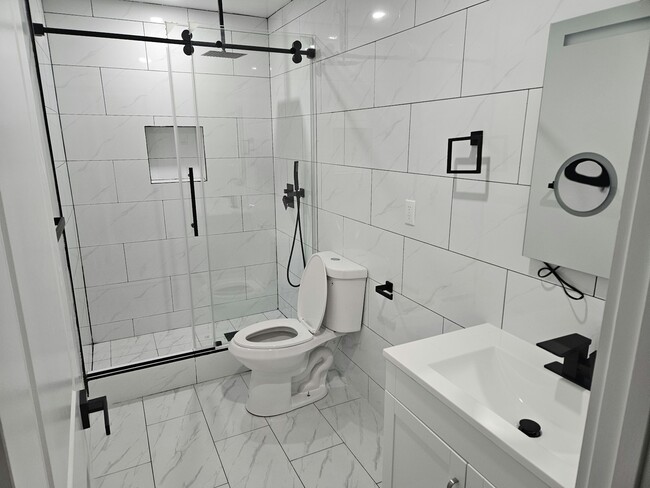 Foto del edificio - 1487 5th Ave