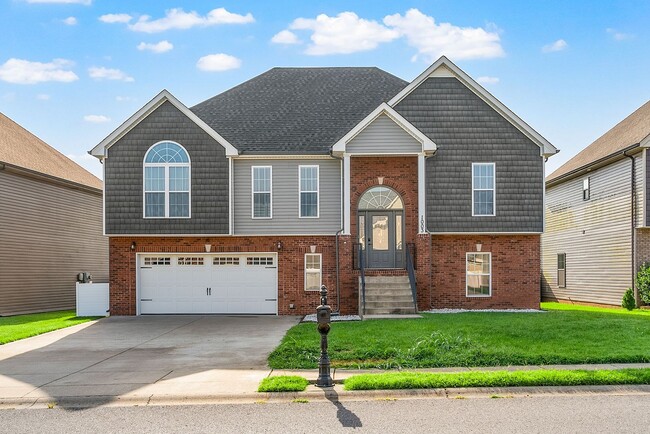 Building Photo - Stunningly Large Home Ready Today!