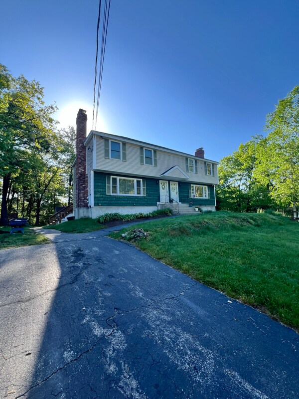Foto principal - 1 Blueberry Rd