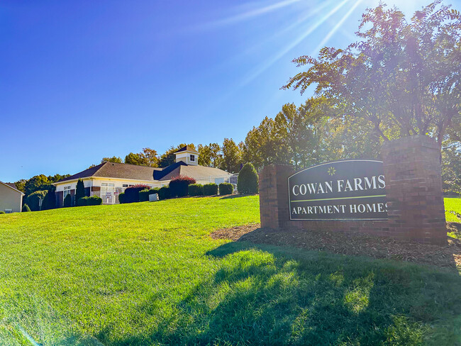 Foto del edificio - Cowan Farms Apartments