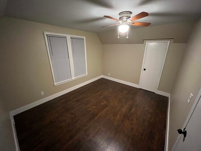 Dormitorio principal - 16 4th St