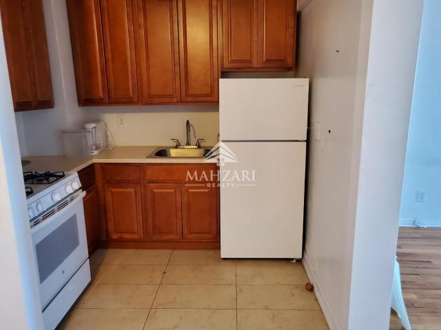 Foto del edificio - 0 bedroom in Rego Park NY 11374