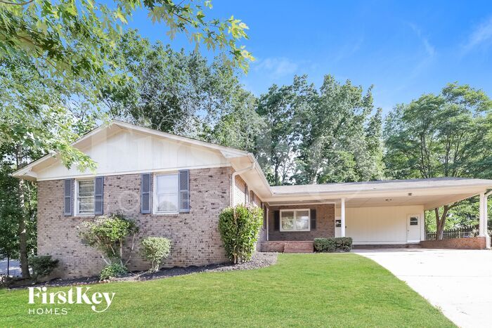 Foto principal - 818 Hillside Dr