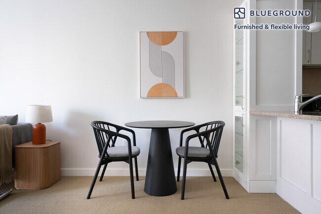 Foto del edificio - 425 8th St NW