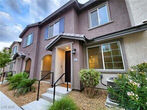 Building Photo - 25 Barbara Ln