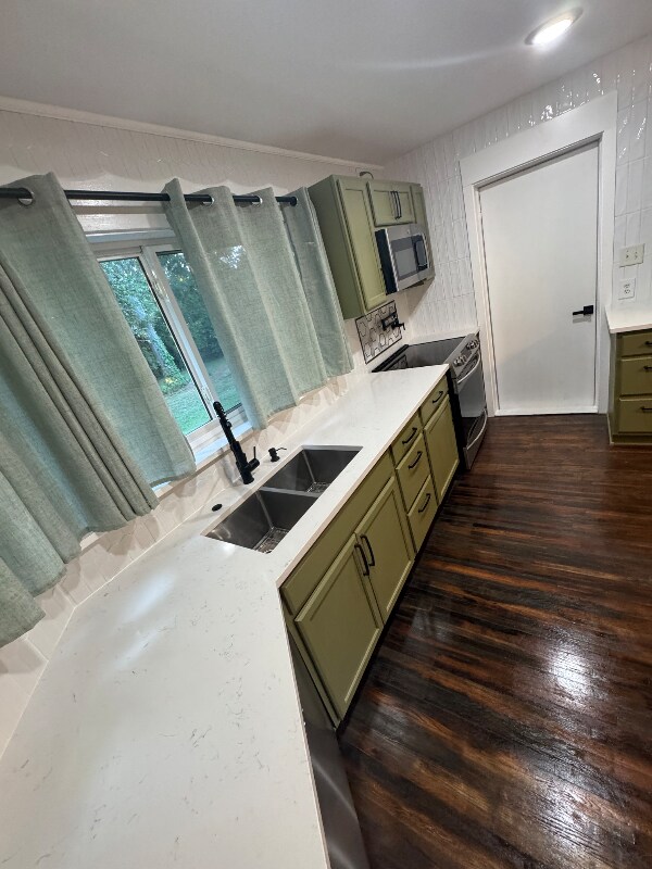 Foto del edificio - 701 Ashmore Dr