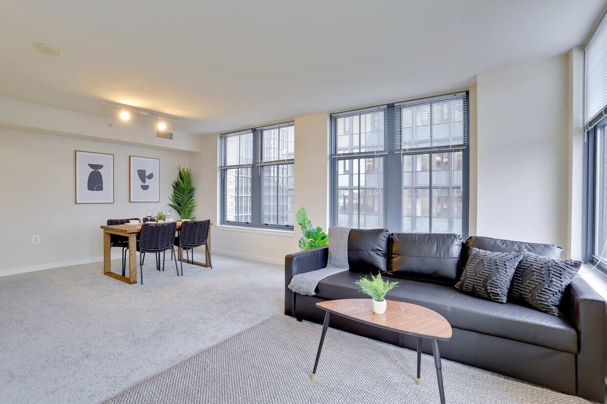 Foto principal - 550 14th St S
