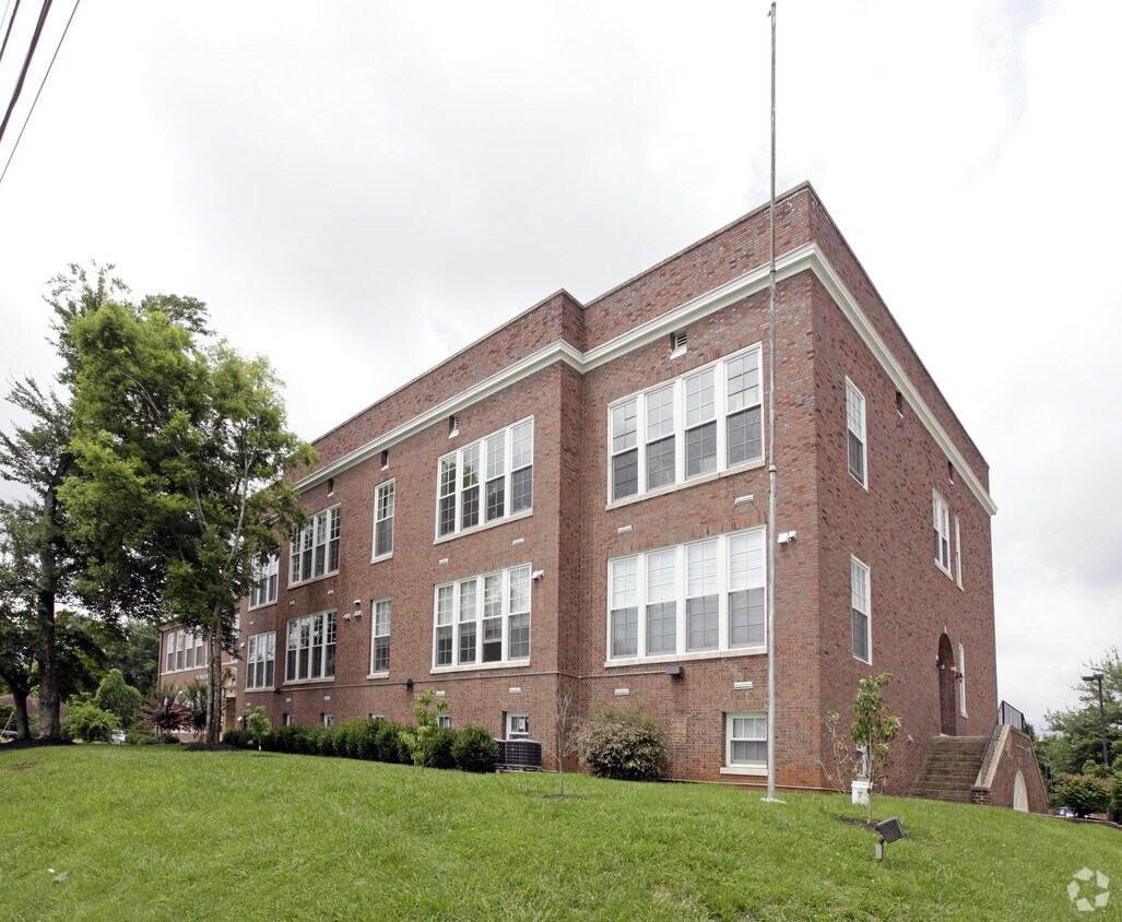 Foto del edificio - Brownlow School Lofts