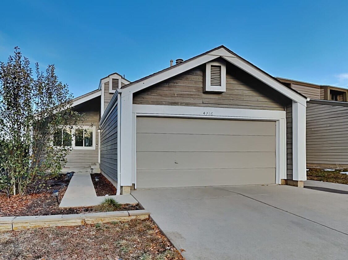 Foto principal - 4216 S Richfield St